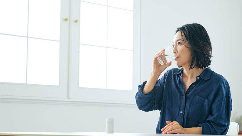 内側から発光する美しさを手に入れる！美肌を叶える「細胞レベルでの水分補給」